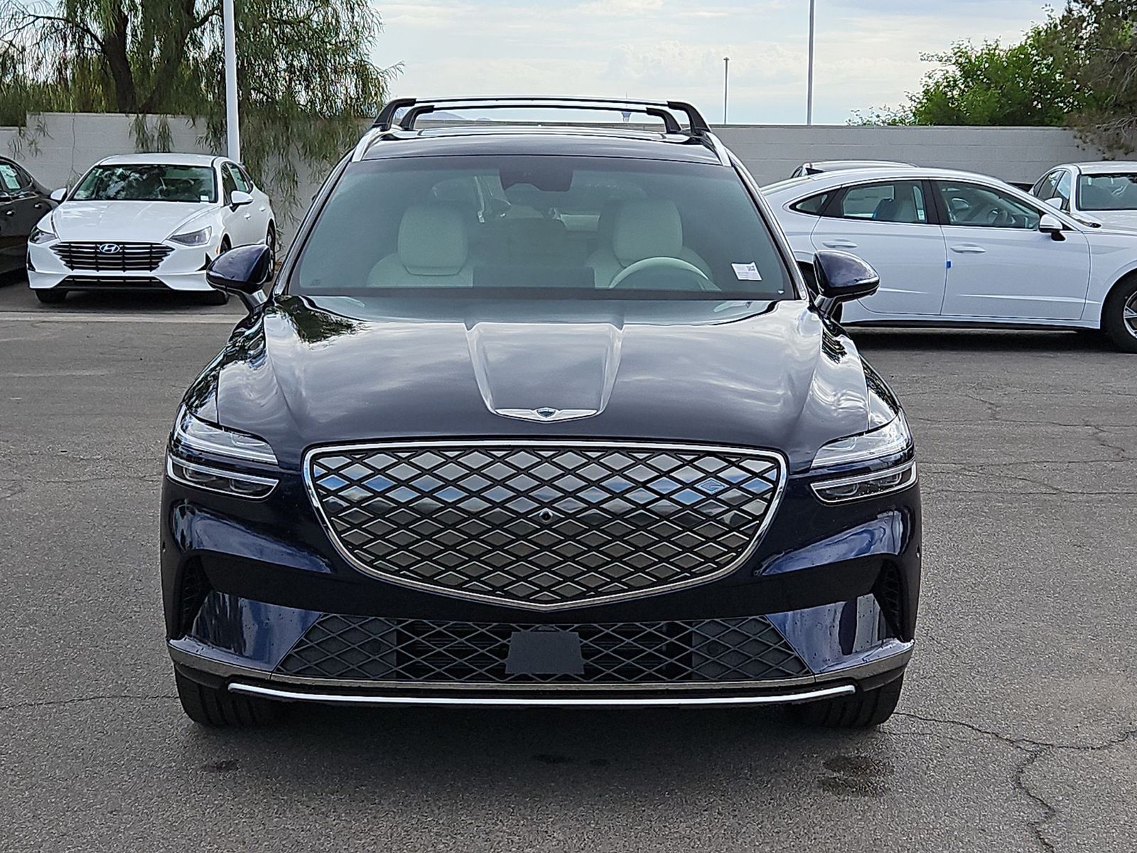 Thumbnail: 2024 Genesis GV70 - 14