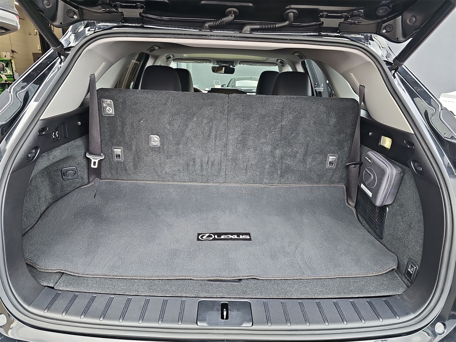 Thumbnail: 2022 Lexus RX - 23