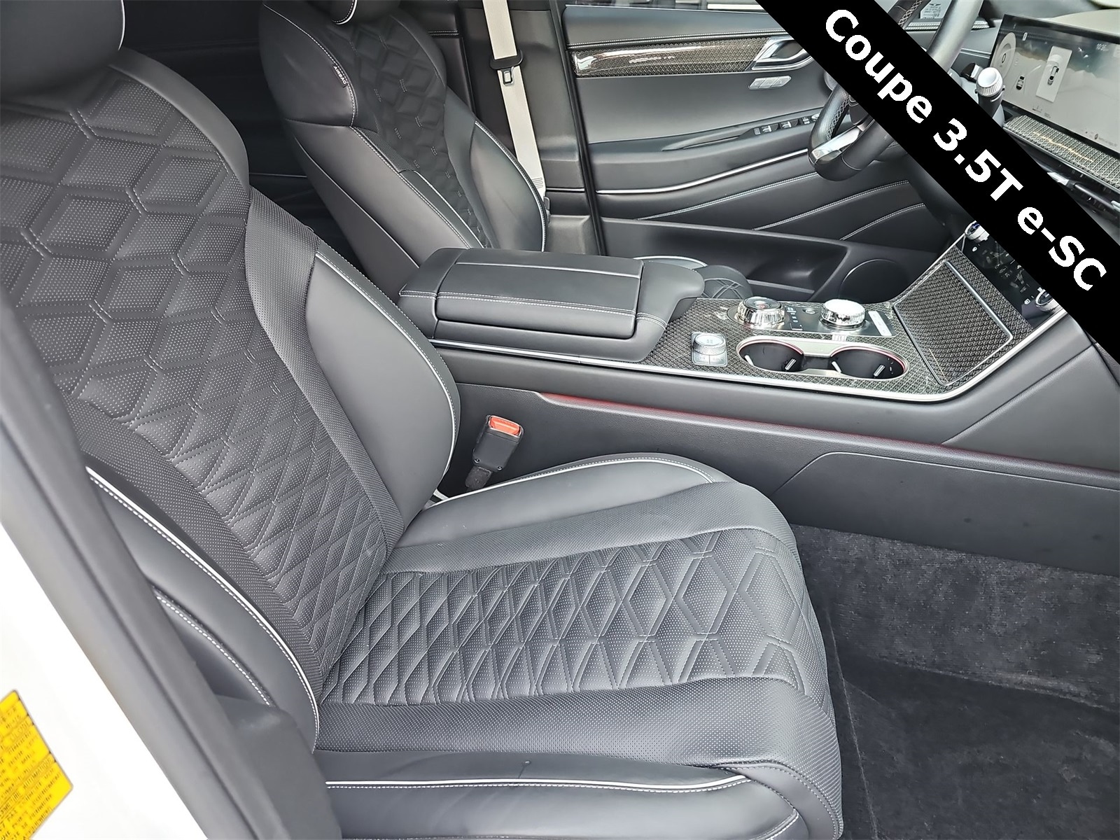 Thumbnail: 2025 Genesis GV80 - 18