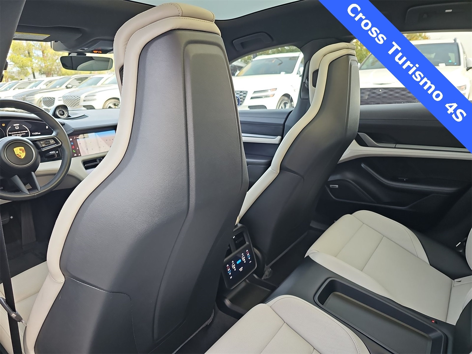 Thumbnail: 2023 Porsche Taycan - 15