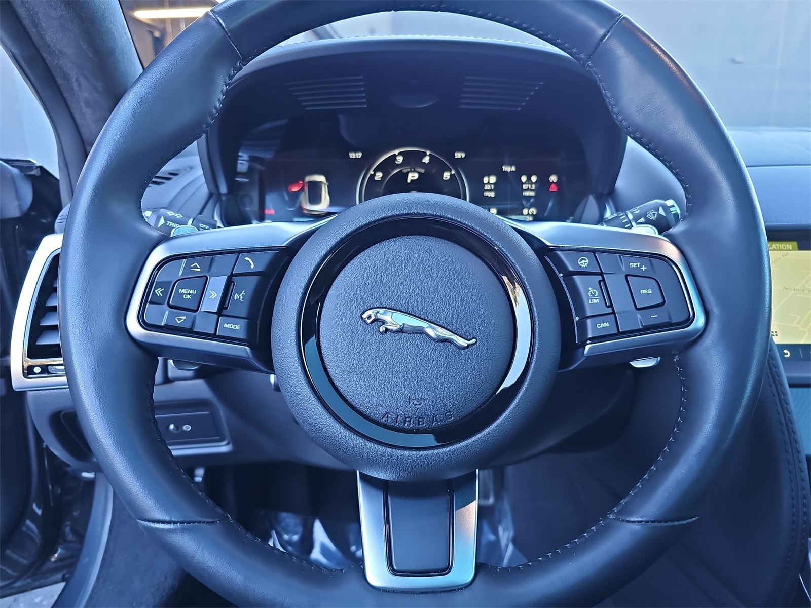 Thumbnail: 2024 Jaguar F-Type - 17