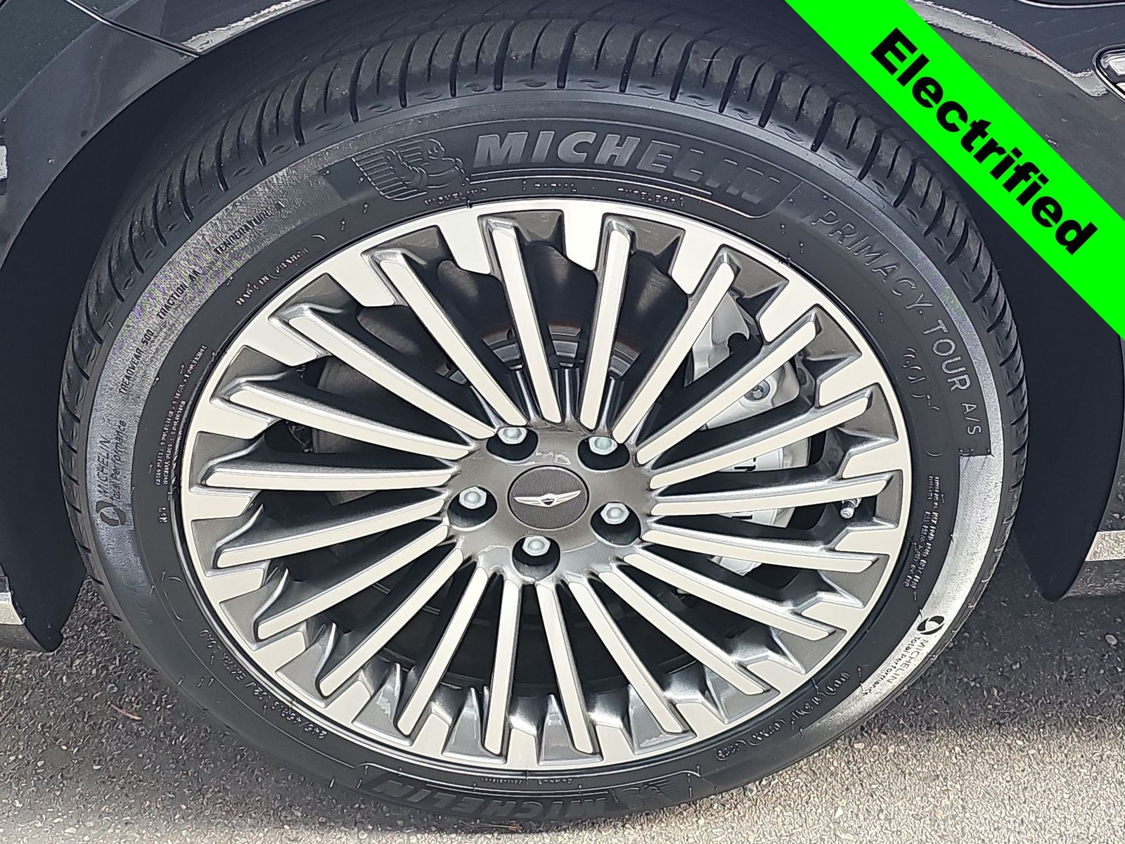 Thumbnail: 2024 Genesis G80 - 12