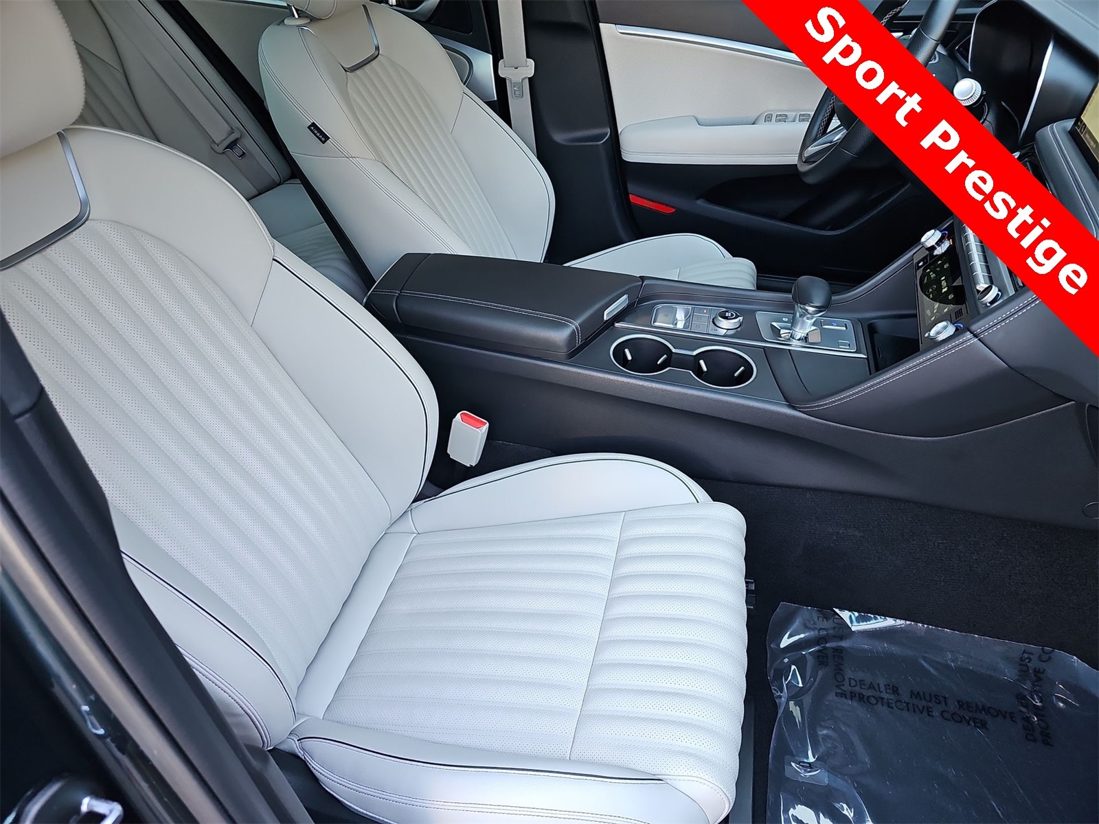 Thumbnail: 2024 Genesis G70 - 18