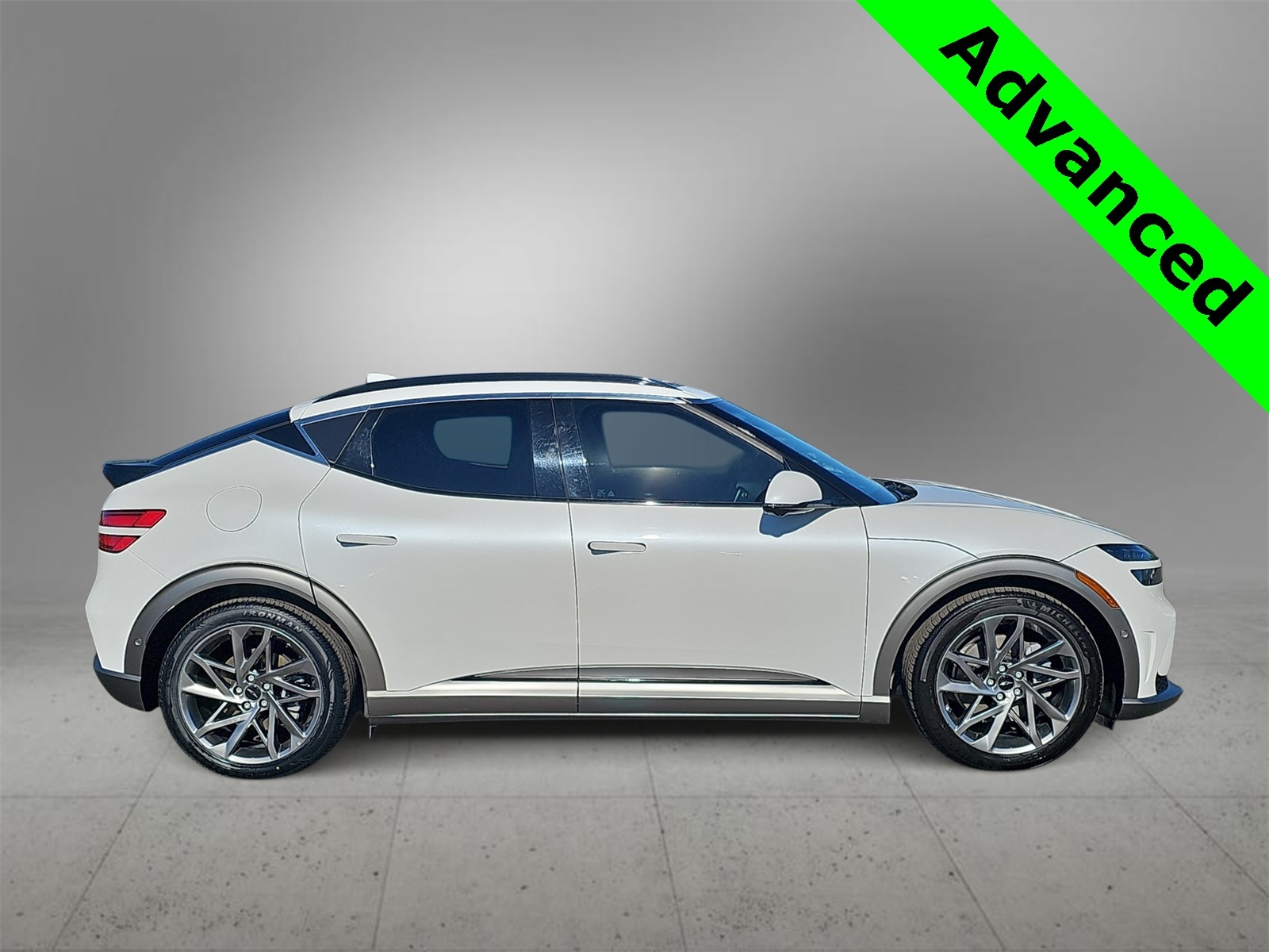 Thumbnail: 2024 Genesis GV60 - 9