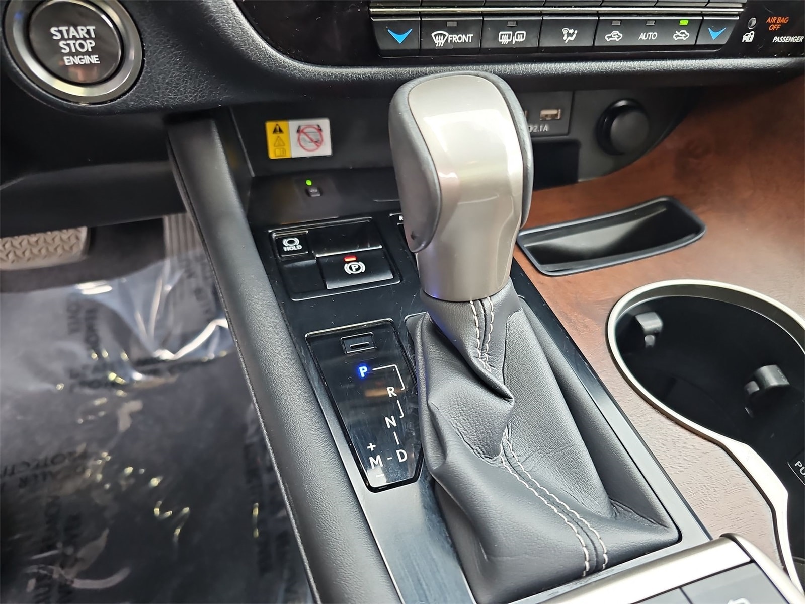 Thumbnail: 2022 Lexus RX - 21