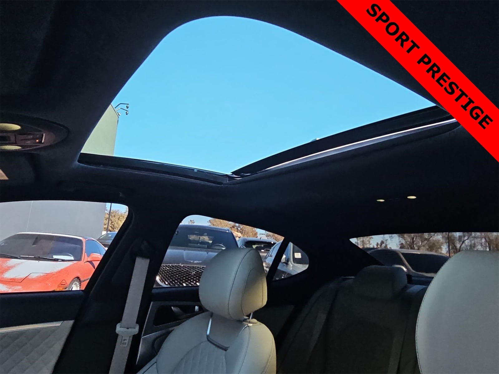 Thumbnail: 2022 Genesis G70 - 28