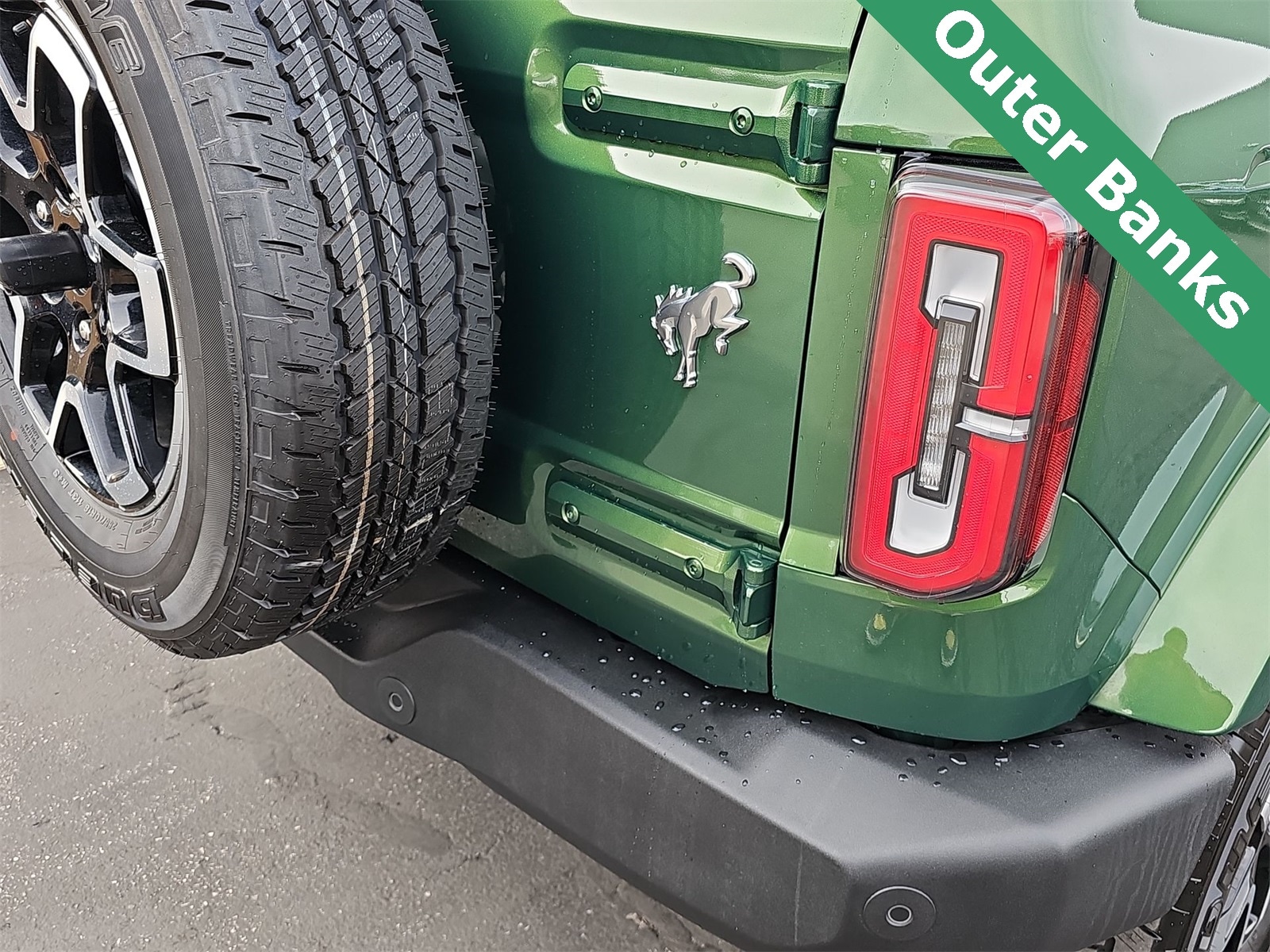 Thumbnail: 2025 Ford Bronco - 11