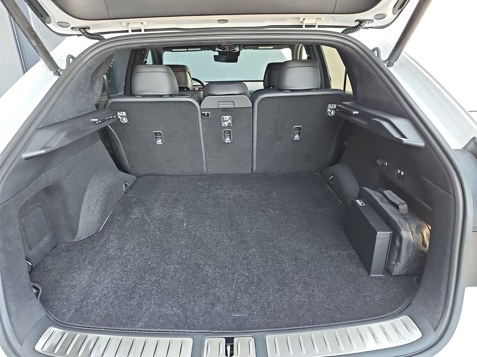 Thumbnail: 2026 Genesis GV80 - 23