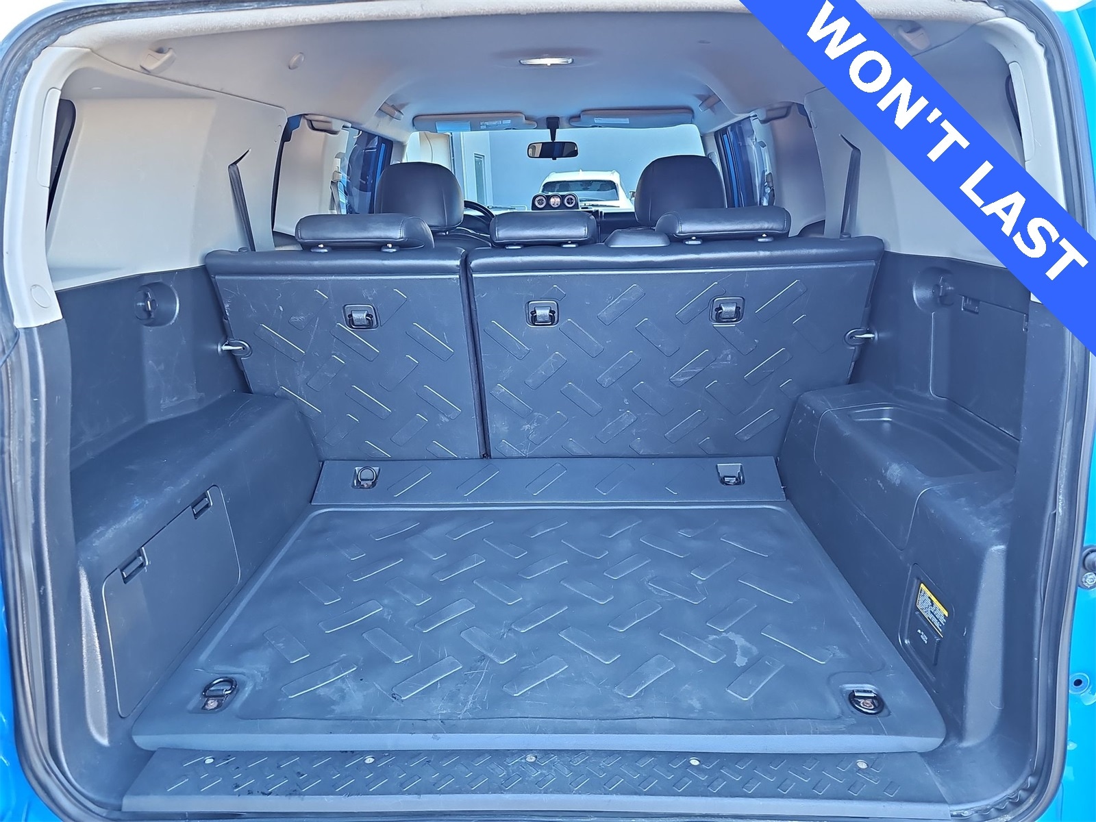 Thumbnail: 2007 Toyota FJ Cruiser - 23