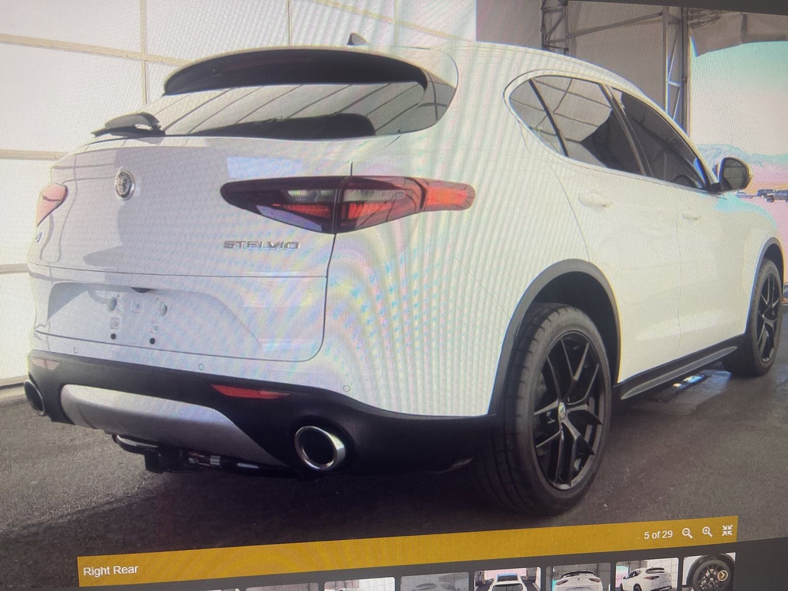 Thumbnail: 2019 Alfa Romeo Stelvio - 4