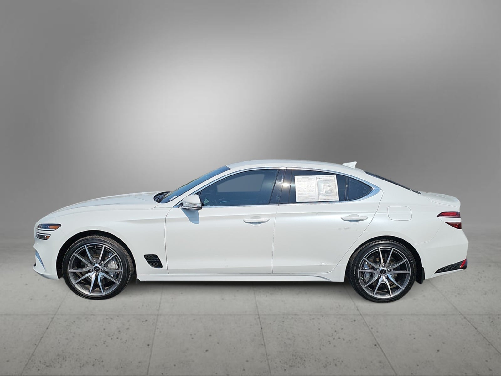 Thumbnail: 2025 Genesis G70 - 6