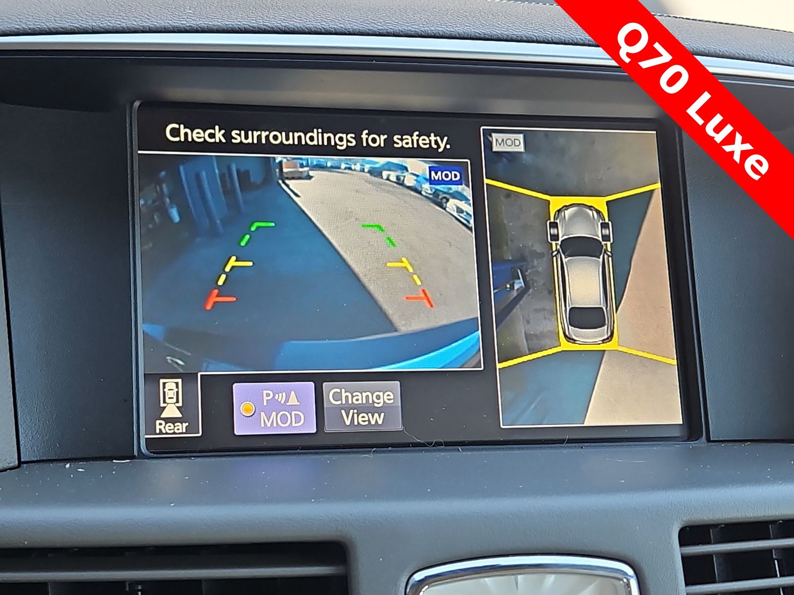 Thumbnail: 2019 INFINITI Q70 - 25