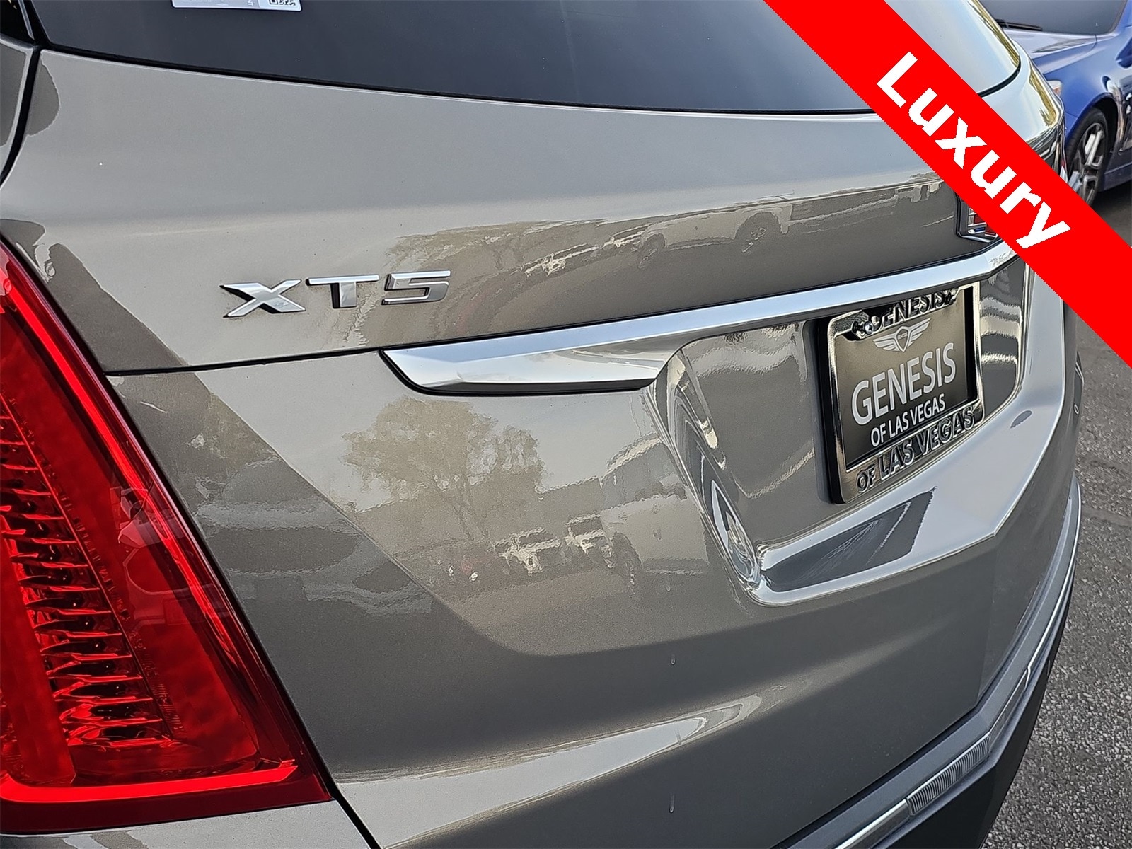 Thumbnail: 2019 Cadillac XT5 - 11