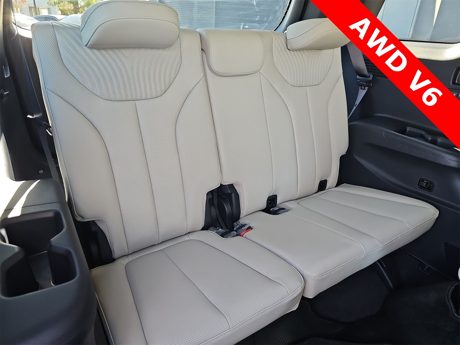 Thumbnail: 2024 Hyundai Palisade - 29