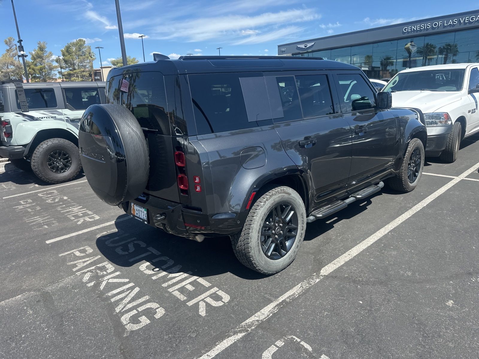 Thumbnail: 2025 Land Rover Defender - 5