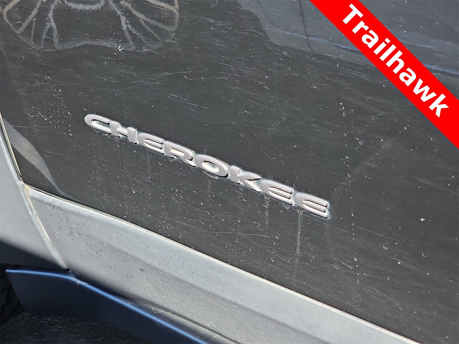 Thumbnail: 2017 Jeep Cherokee - 11