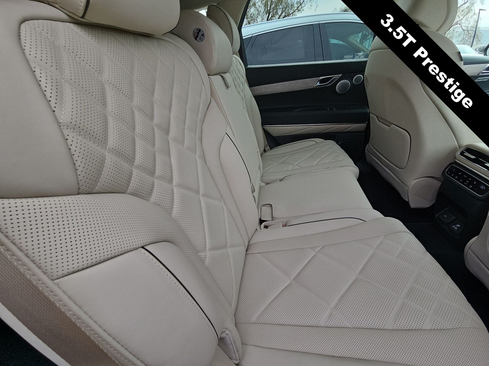 Thumbnail: 2026 Genesis GV80 - 17