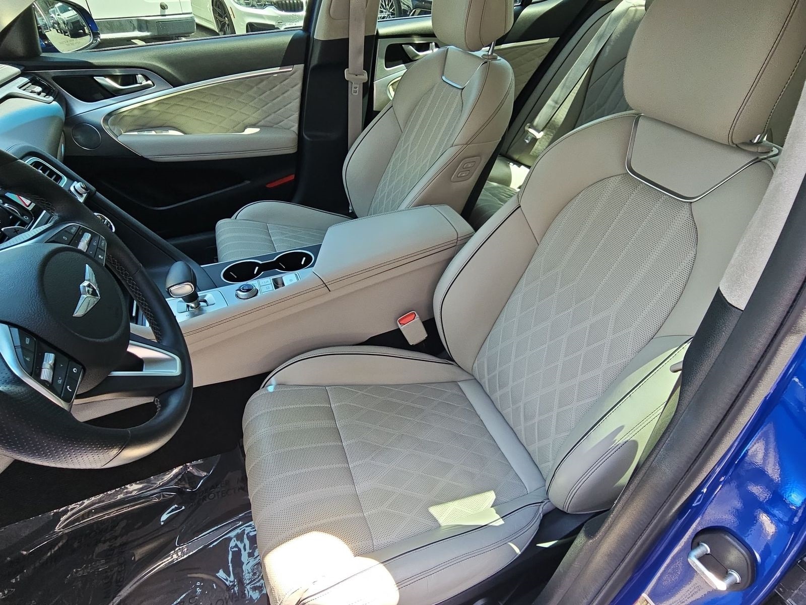 Thumbnail: 2019 Genesis G70 - 16