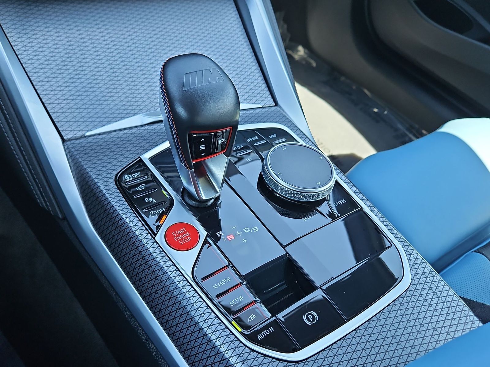 Thumbnail: 2024 BMW M4 - 20