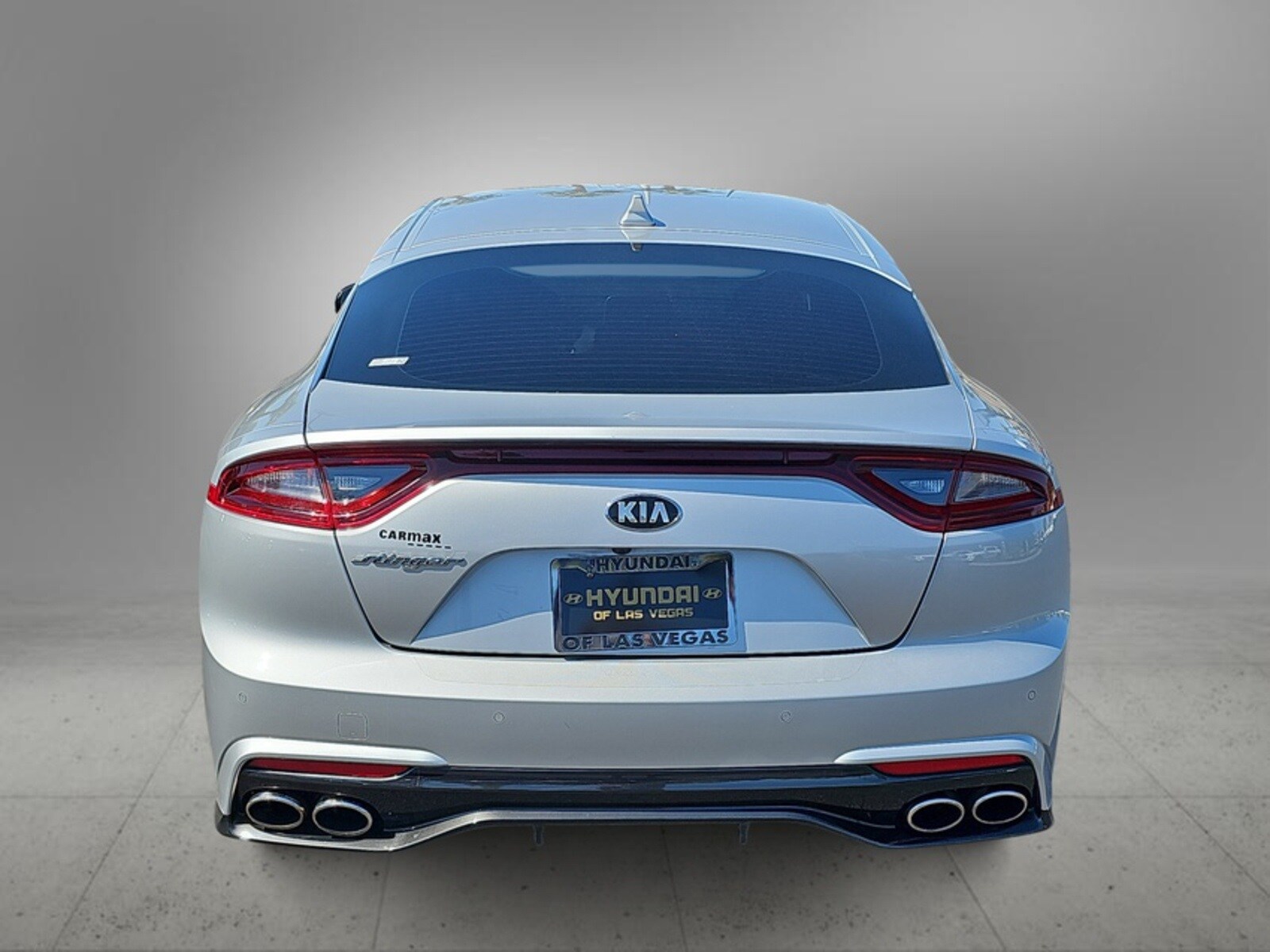 Thumbnail: 2018 Kia Stinger - 8