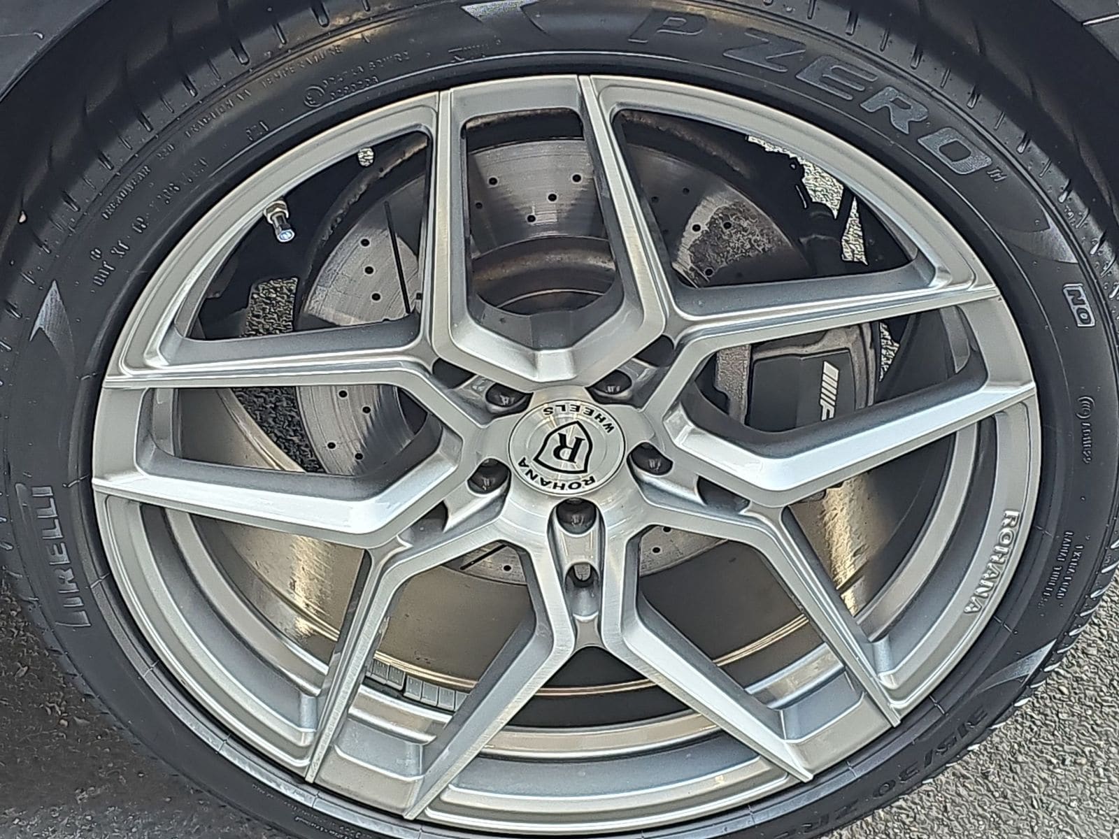 Thumbnail: 2023 Mercedes-Benz AMG GT - 12