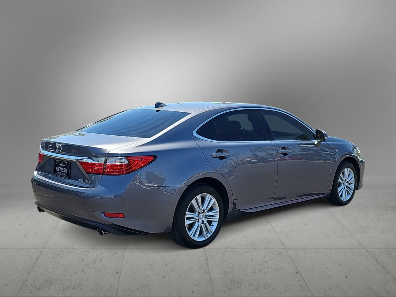 Thumbnail: 2015 Lexus ES - 9