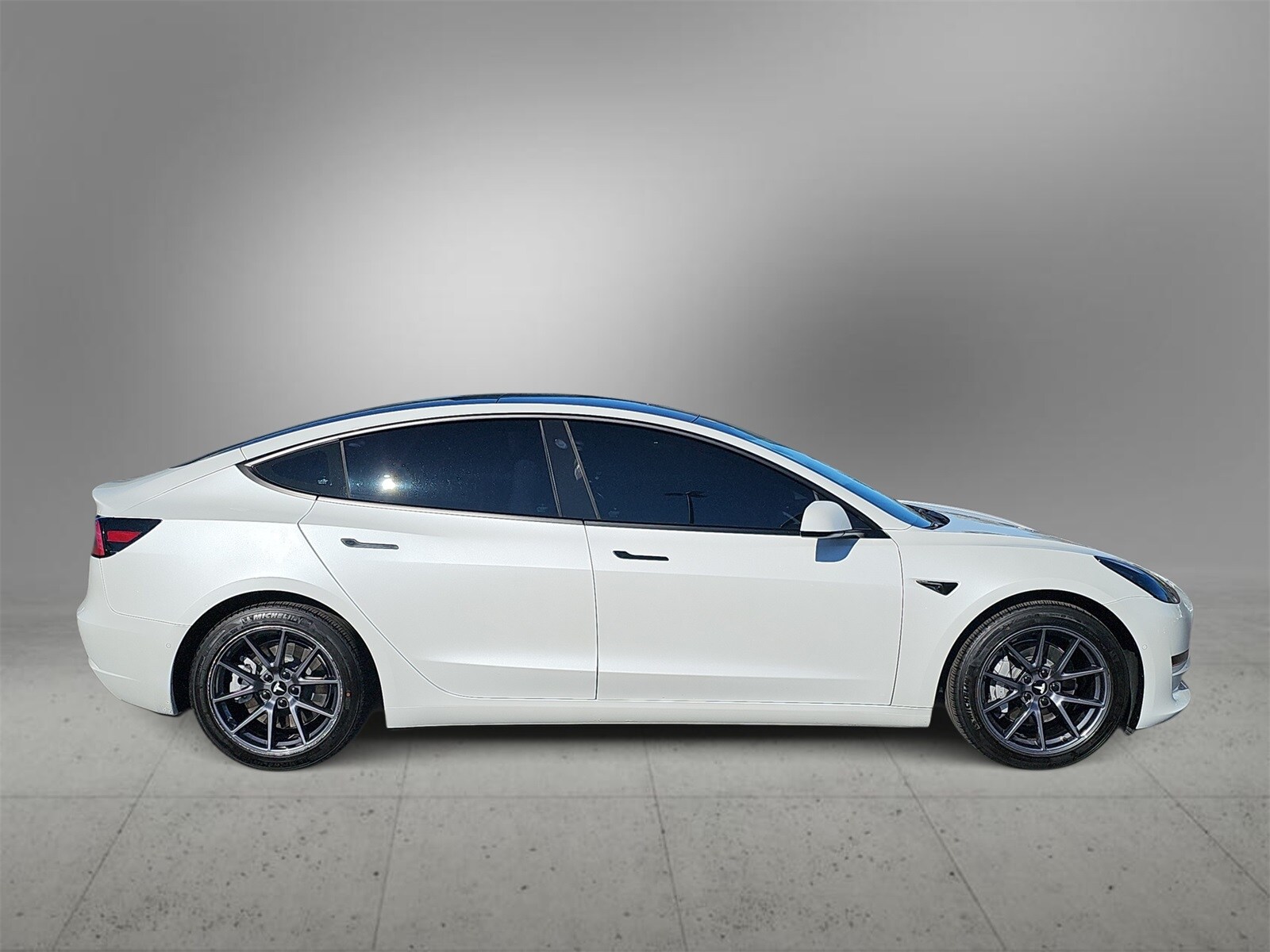 Thumbnail: 2021 Tesla Model 3 - 9