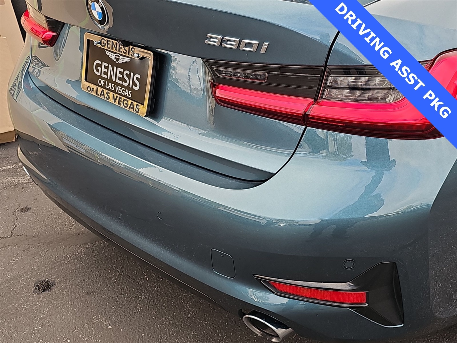 Thumbnail: 2021 BMW 3 Series - 11