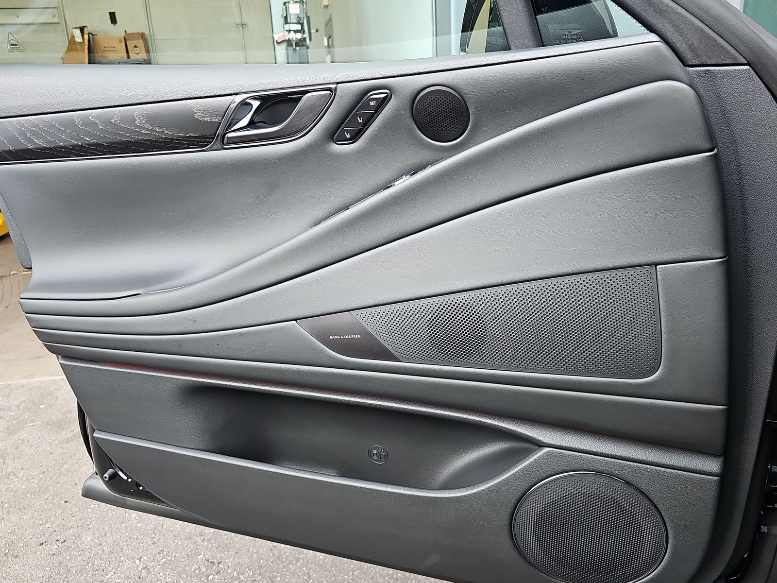 Thumbnail: 2026 Genesis G80 - 28