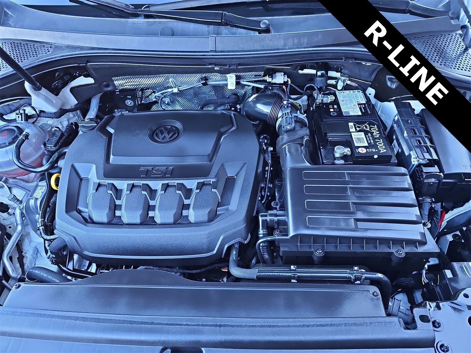 Thumbnail: 2024 Volkswagen Tiguan - 13