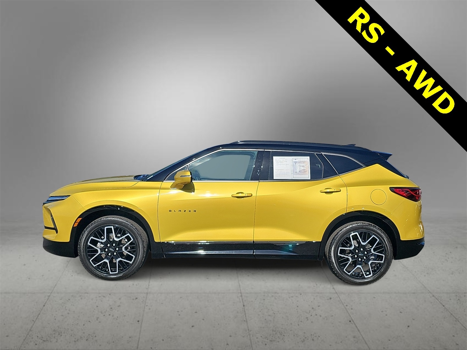 Thumbnail: 2023 Chevrolet Blazer - 5