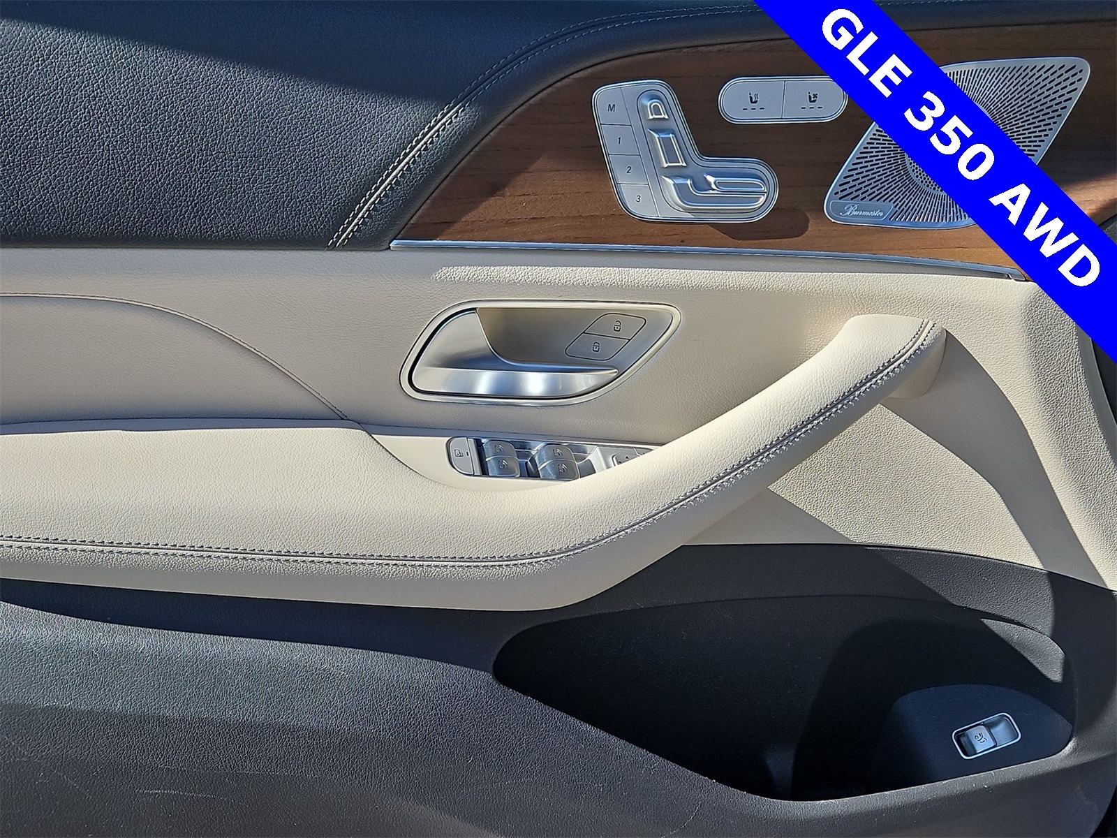 Thumbnail: 2020 Mercedes-Benz GLE - 29