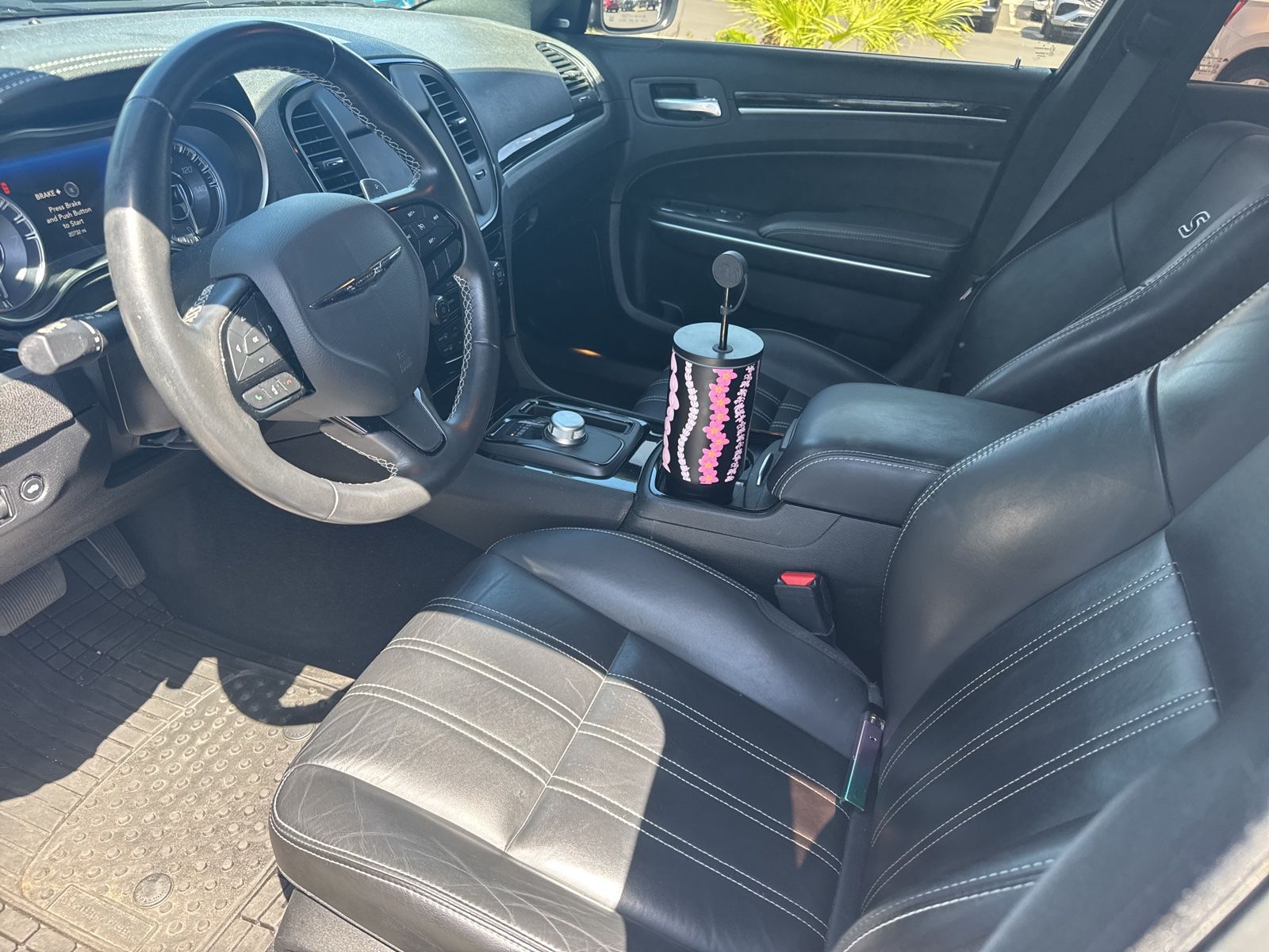 Thumbnail: 2022 Chrysler 300 - 8