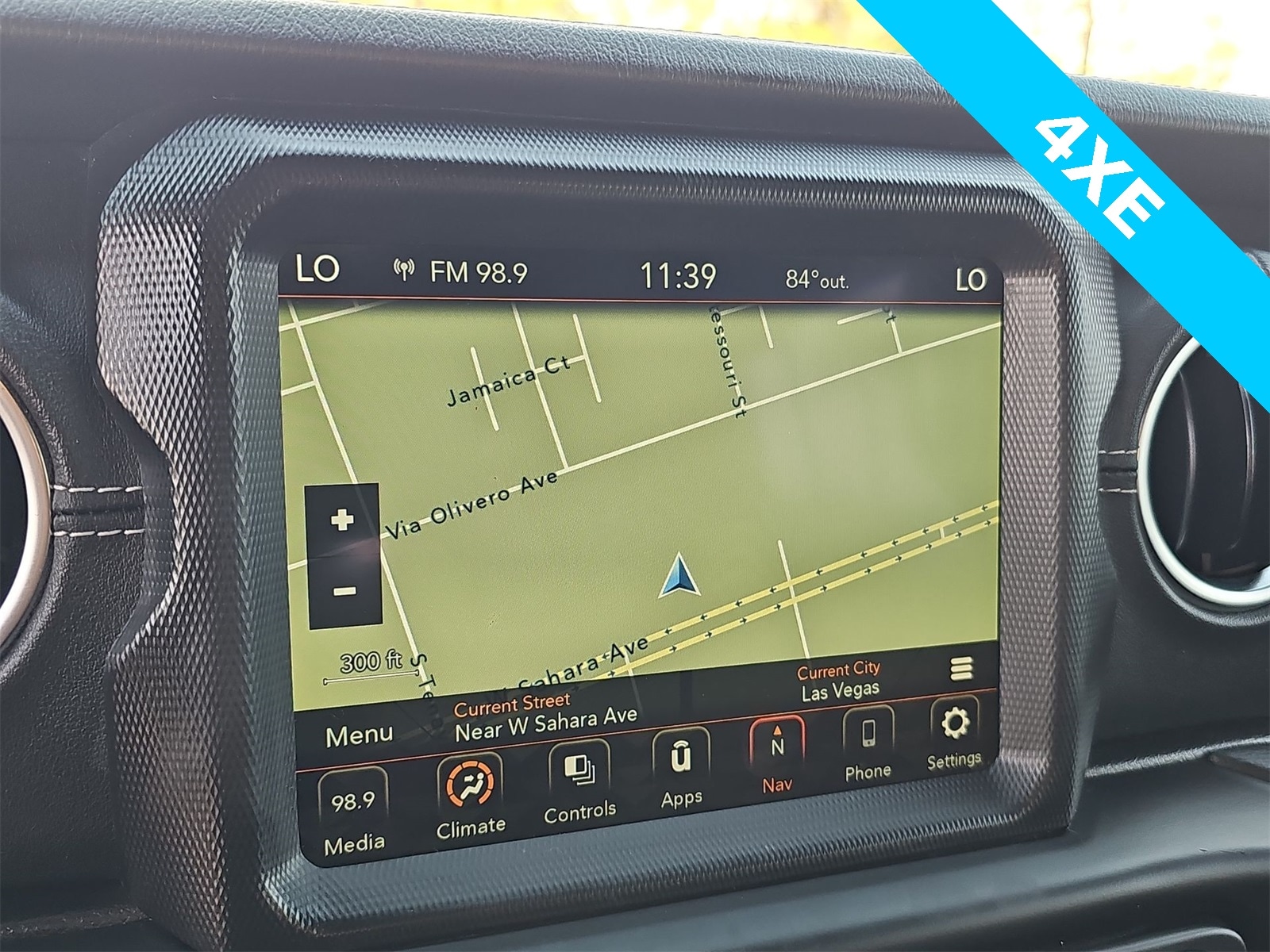 Thumbnail: 2022 Jeep Wrangler - 25