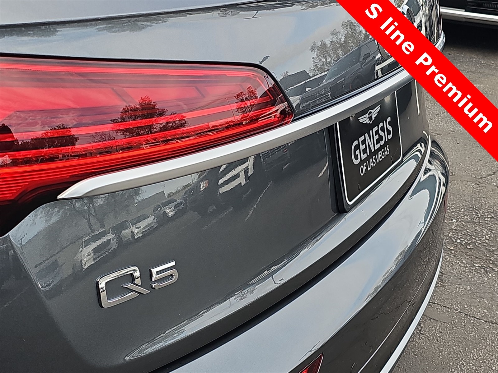 Thumbnail: 2024 Audi Q5 - 11