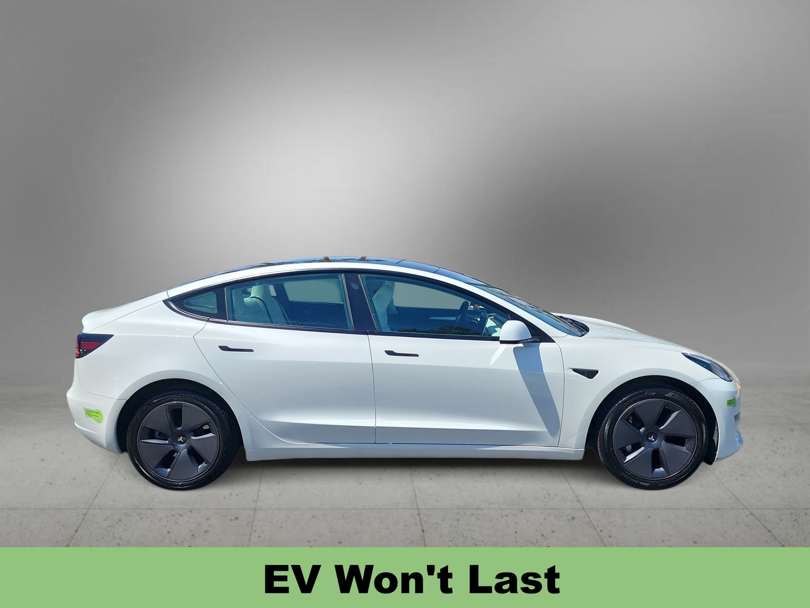 Thumbnail: 2023 Tesla Model 3 - 9