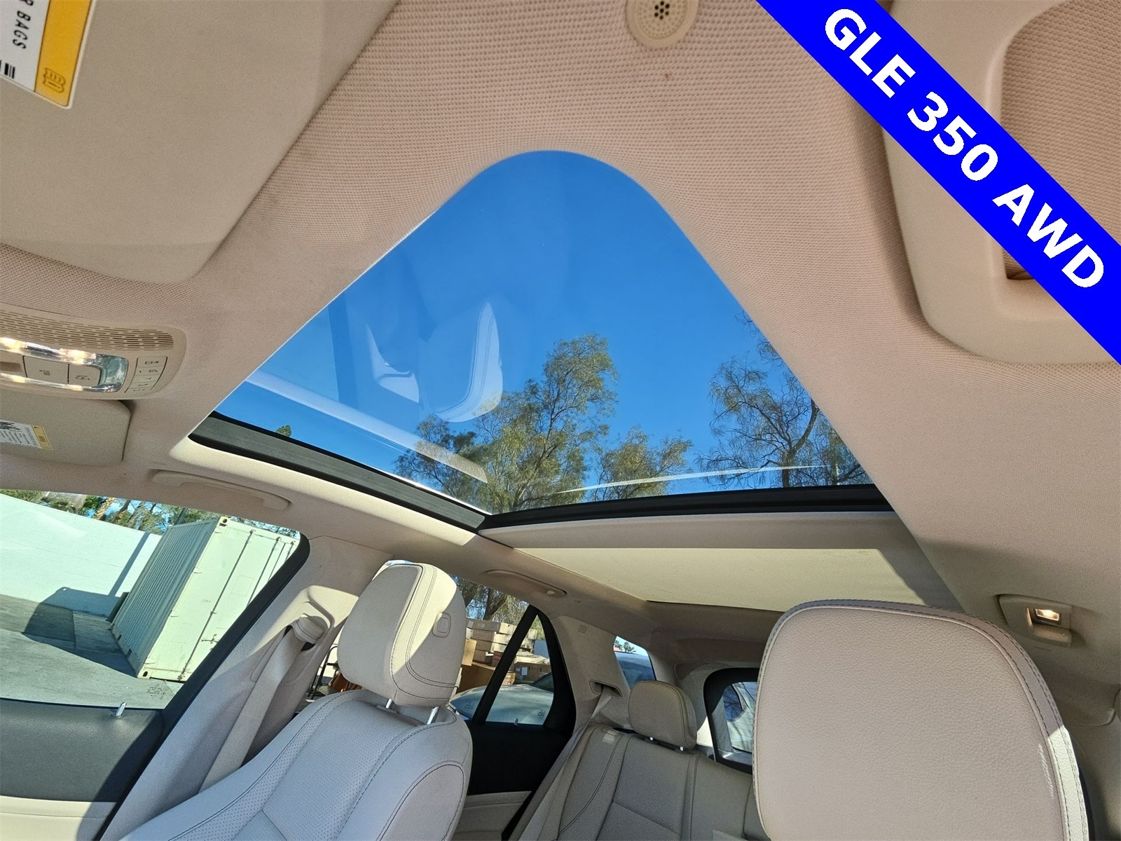 Thumbnail: 2020 Mercedes-Benz GLE - 28