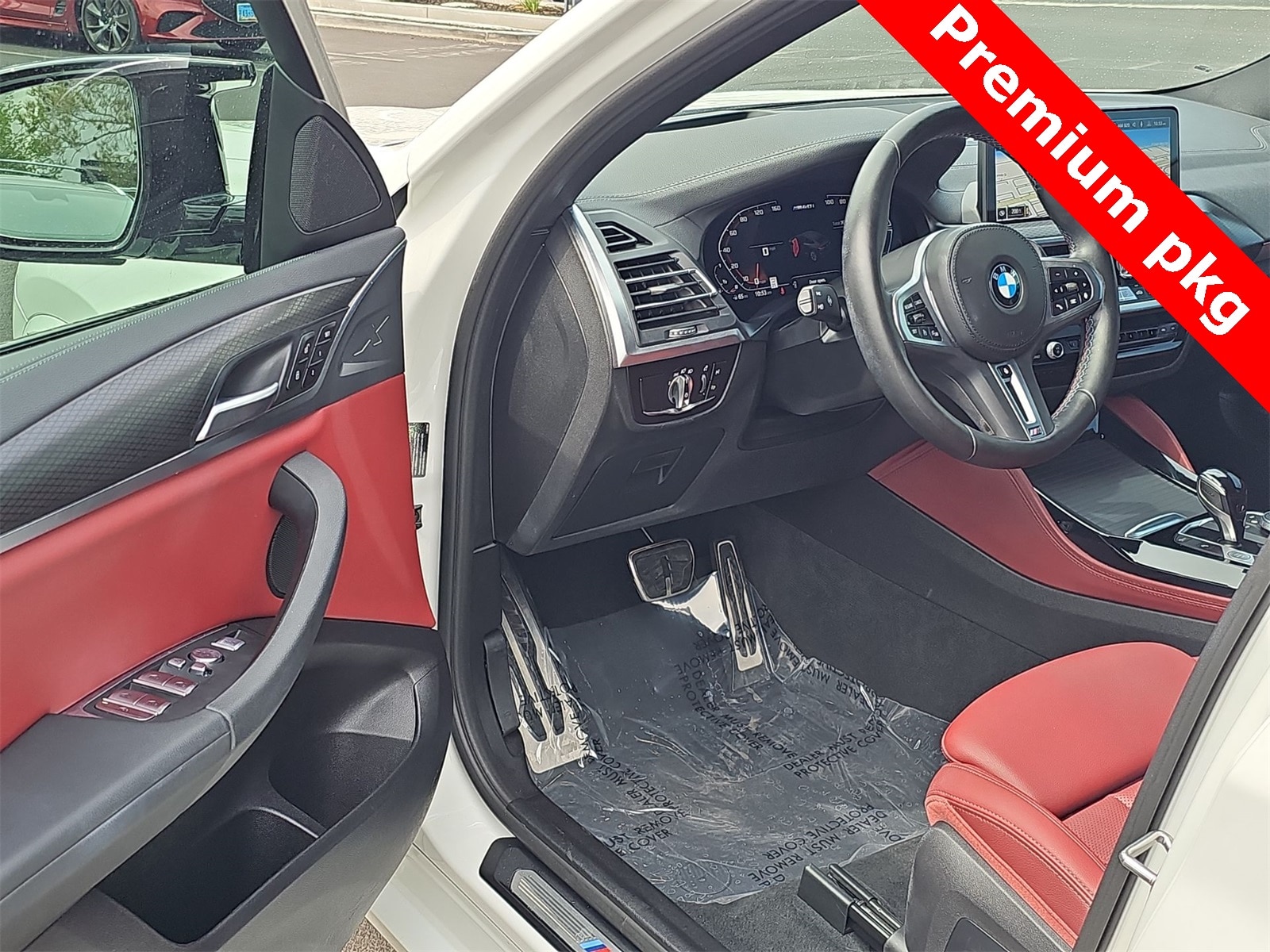 Thumbnail: 2022 BMW X4 - 10