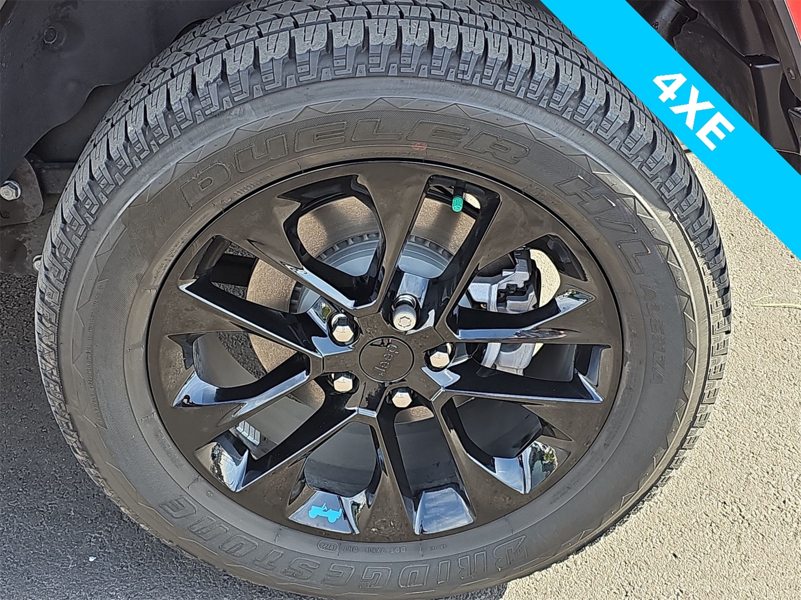 Thumbnail: 2022 Jeep Wrangler - 12