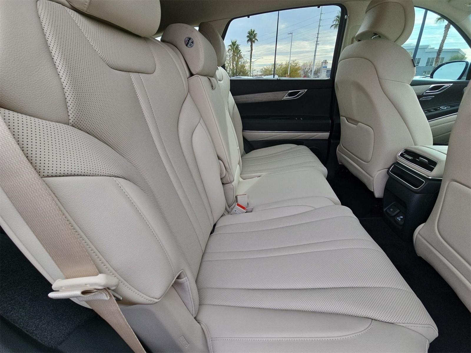 Thumbnail: 2025 Genesis GV80 - 17