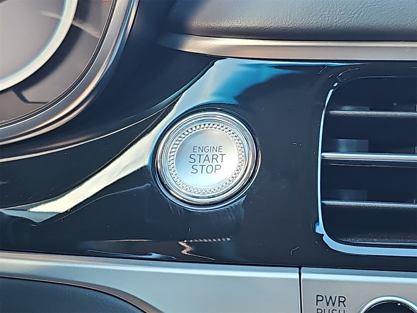 Thumbnail: 2026 Genesis G70 - 24