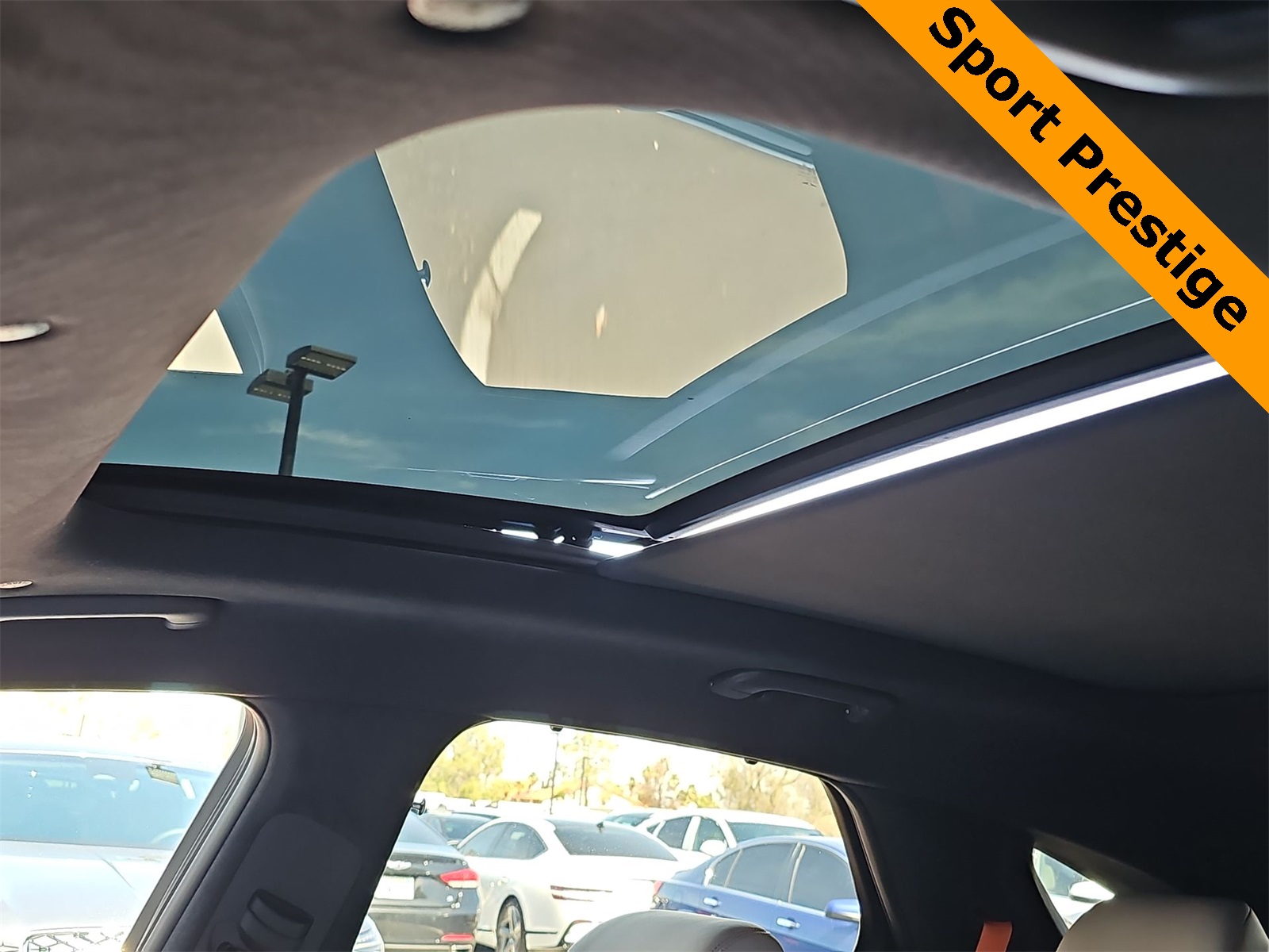 Thumbnail: 2026 Genesis GV70 - 29