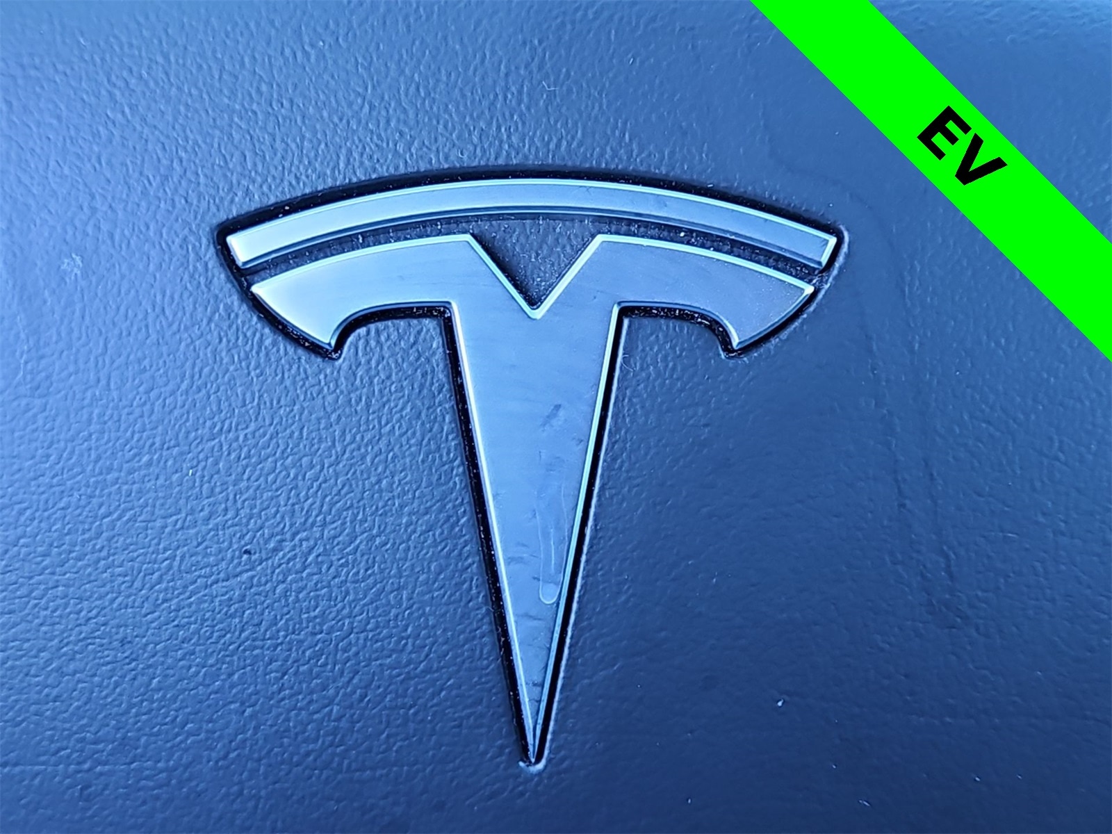 Thumbnail: 2023 Tesla Model 3 - 28
