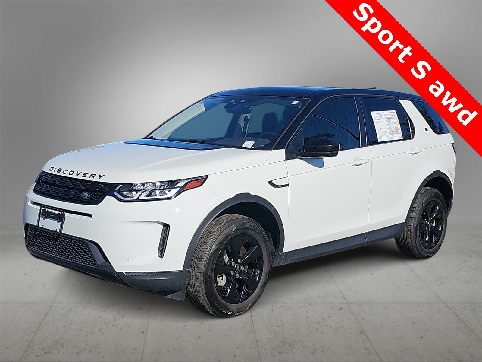 Thumbnail: 2020 Land Rover Discovery Sport - 4