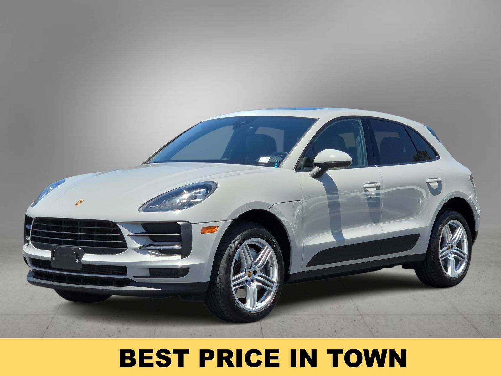 Thumbnail: 2021 Porsche Macan - 4