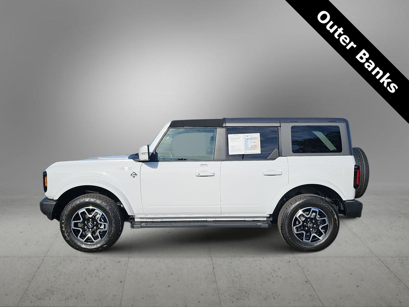 Thumbnail: 2023 Ford Bronco - 5