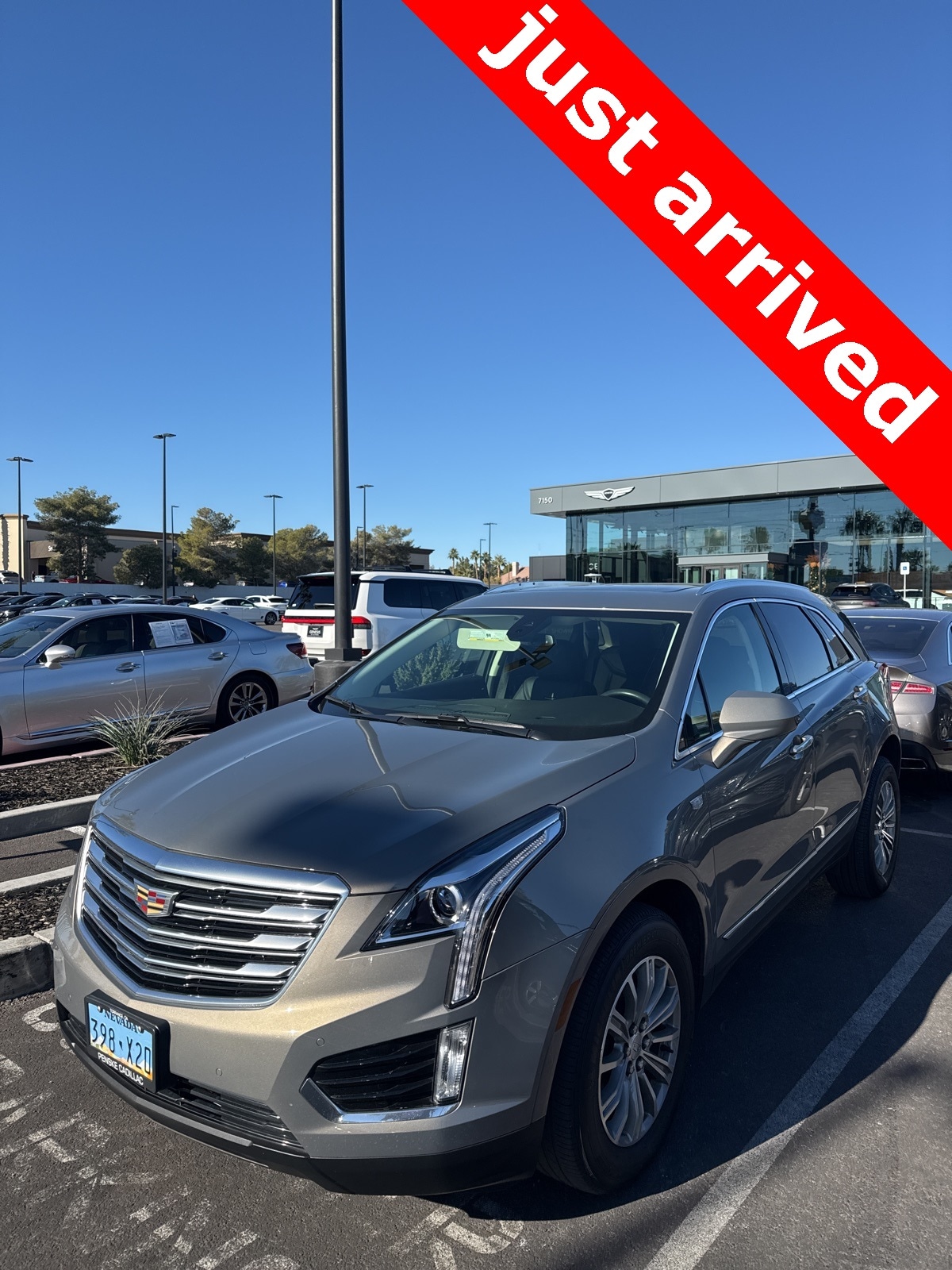 Thumbnail: 2019 Cadillac XT5 - 1