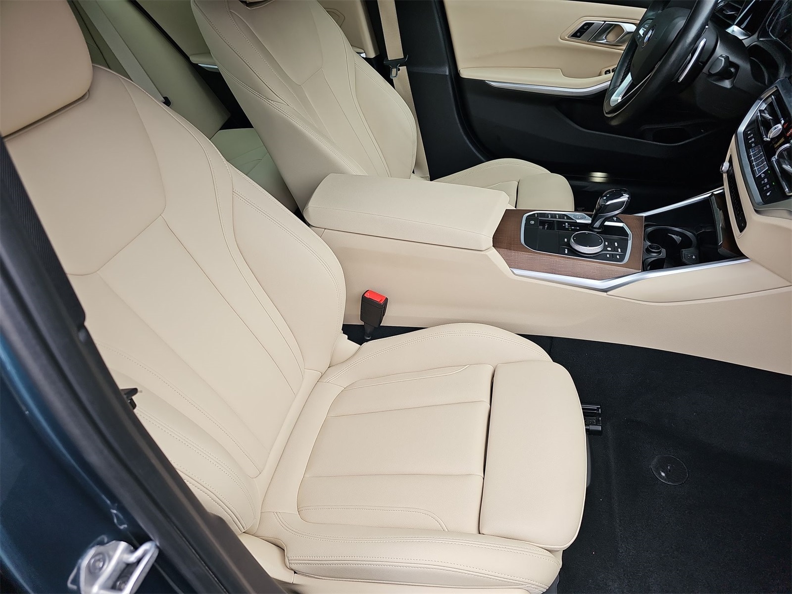 Thumbnail: 2021 BMW 3 Series - 18