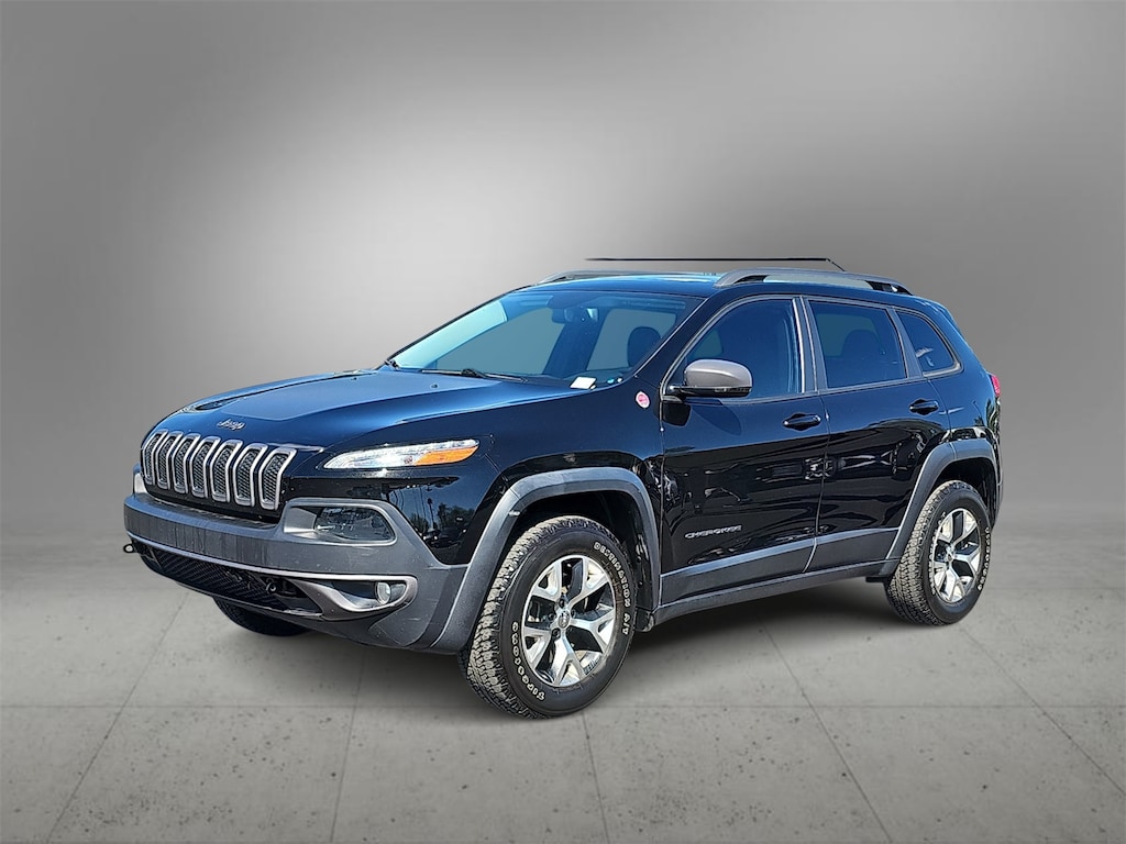 Used 2017 Jeep Cherokee Trailhawk 4x4 SUV