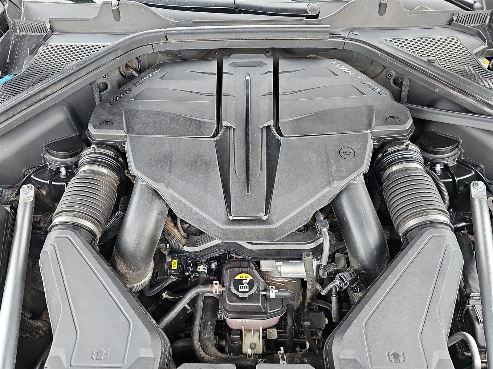 Thumbnail: 2021 Genesis GV80 - 13